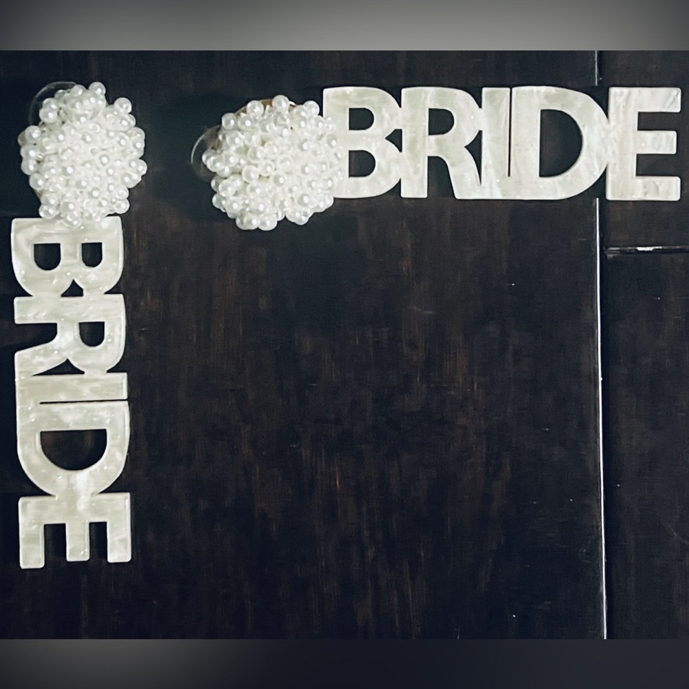 Bride bag with accessories - Picture 2 of 4